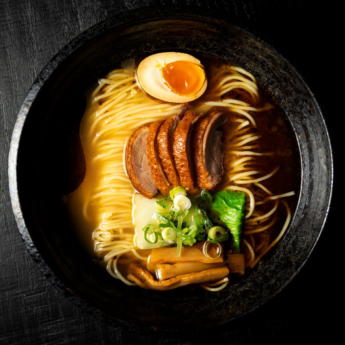 *Shoyu Ramen - Canard laqué - Saveur d'ail noir 🩷